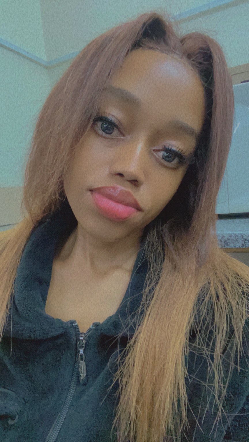 Straight hair style